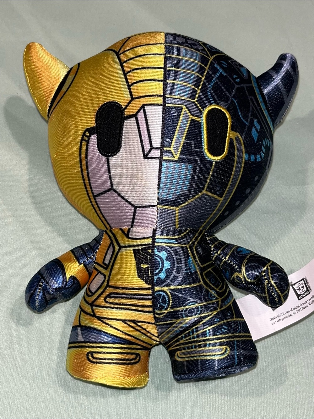 YuMe DZNR Transformers Bumblebee plush collectible, 7"